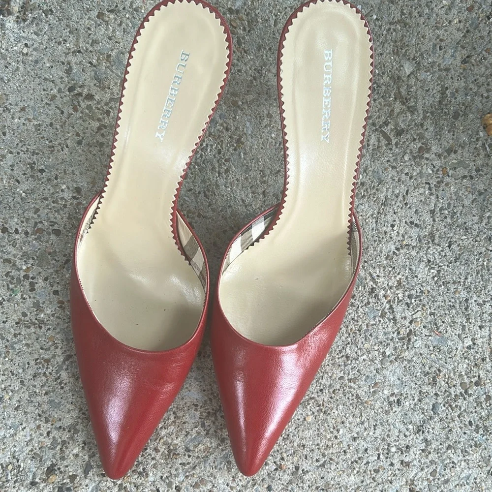 Burberry red kitten heels size 9.5